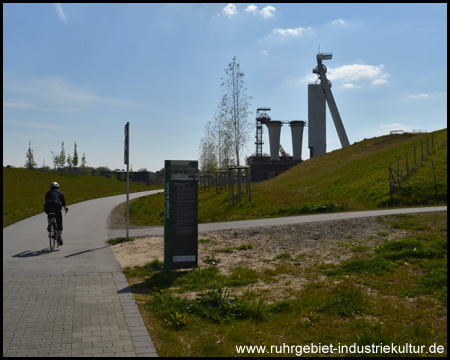 Der Radweg erreicht das Gelände der Zeche Schlägel & Eisen