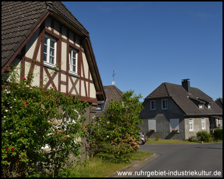 Abwechslungsreiche Architektur in der Gartenstadtsiedlung