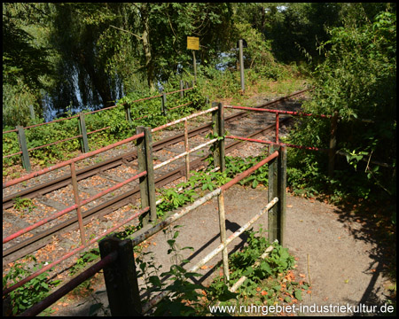 Überquerung der Hespertalbahn