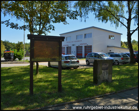 Ausgangspunkt mit Übersichtstafel an der Feuerwache Höntrop