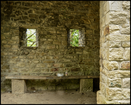 Unterstand am Bismarckturm Hattingen