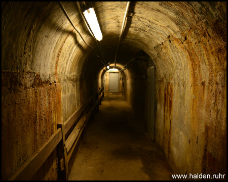 Der Bunker unter der Halde in Datteln