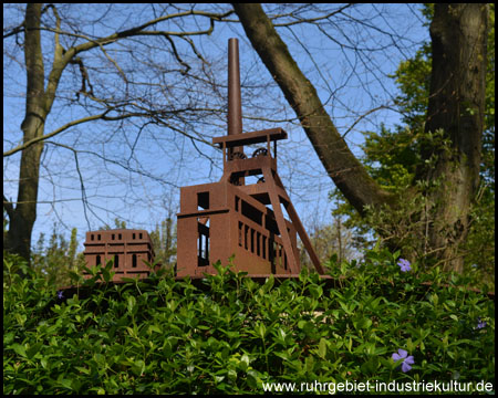 Eine "Burg" auf dem Hügel: Doppelbock mit Schachthalle