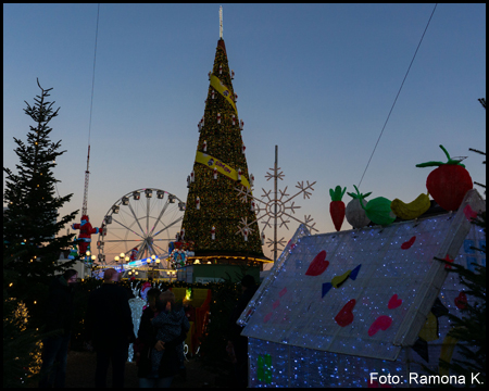 Weihnachtsbaum, Riesenrad und Märchenwald