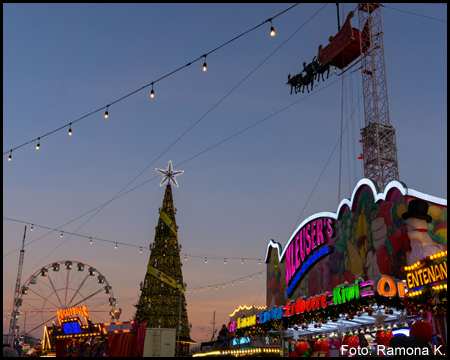 Kirmes und Weihnachtsbaum