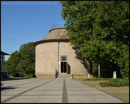 Begehbarer Faulturm mit Aussichtsplattform