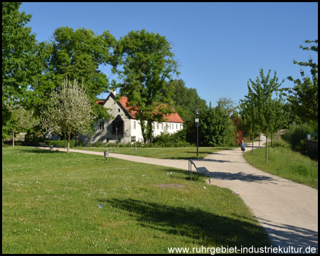 Zugang zum Park von Haus Rodenberg