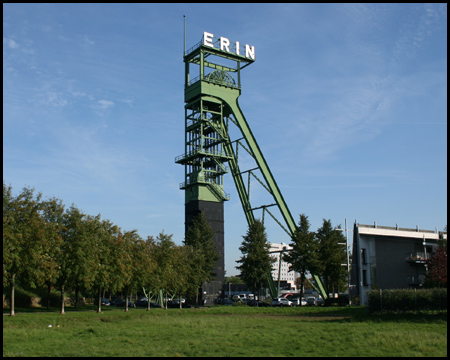 Zeche Erin Schacht 7: Heute Eingangstor zum Erinpark in Castrop