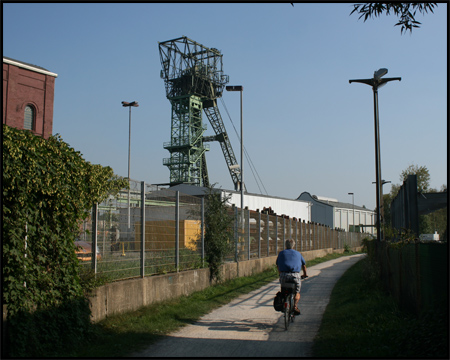 Erzbahntrasse an der Zeche Carolinenglück II / III in Bochum