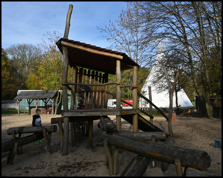 Spielplatz am Big Tipi im Fredenbaumpark