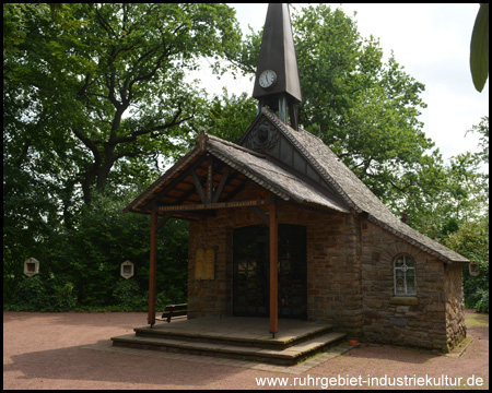 Friedenskapelle und Kreuzweg oberhalb der Ruhr