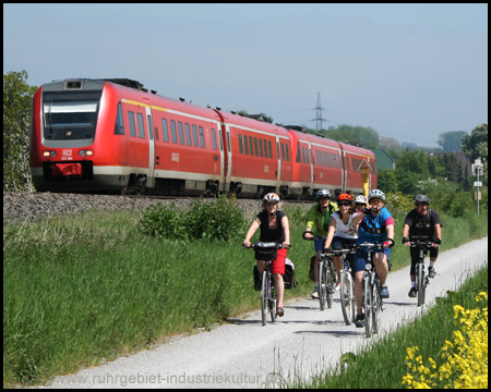 Teilstück zwischen Feldern und der Oberen Ruhrtalbahn