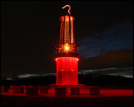 Das Geleucht auf der Halde Rheinpreußen bei Nacht