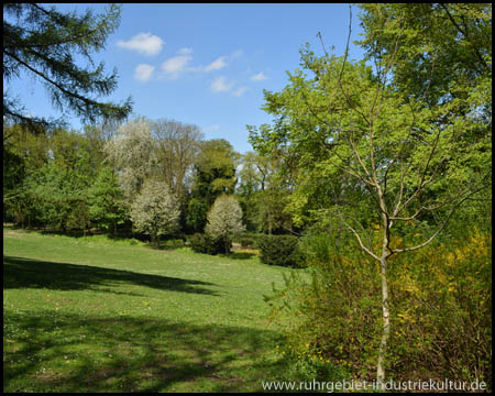 Im Gethmannschen Garten auf der Hügelkuppe in Blankenstein