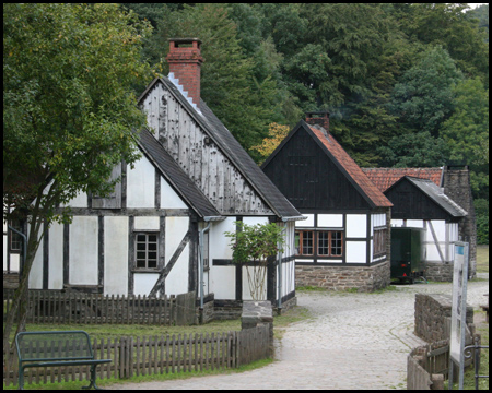Beil-Schmiede, Bohrer-Schmiede und Nagel-Schmiede