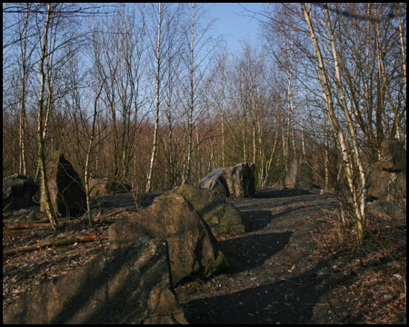 Steinpfade auf der Halde Monopol