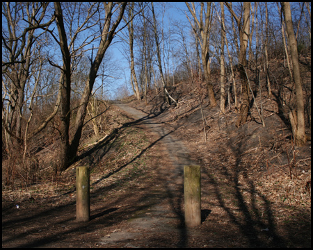 Zugang zur Halde Hannibal von der Poststraße