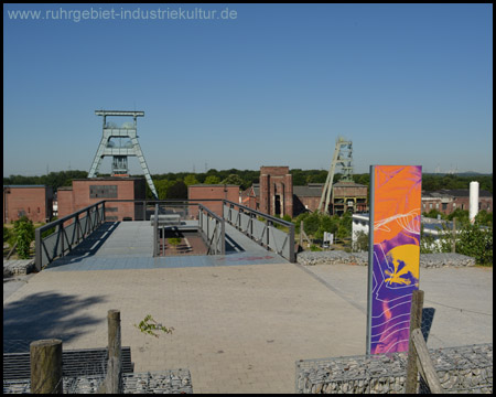 Balkonpromenade mit Aussicht auf das Bergwerk Ewald