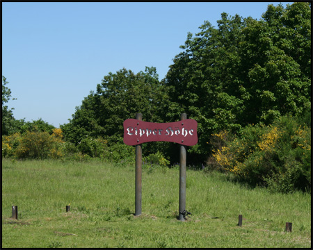 Namensschild auf der Halde Lipper Höhe