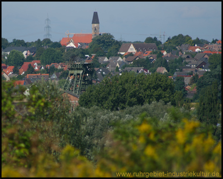 Pfarrkirche St. Stephanus in Bockum, Zeche Radbod vorne