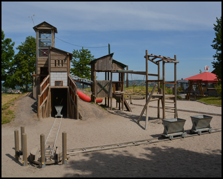 Themen-Spielplatz Bergwerk