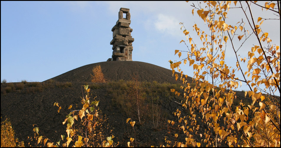 Himmelstreppe auf der Halde Rheinelbe im Herbst