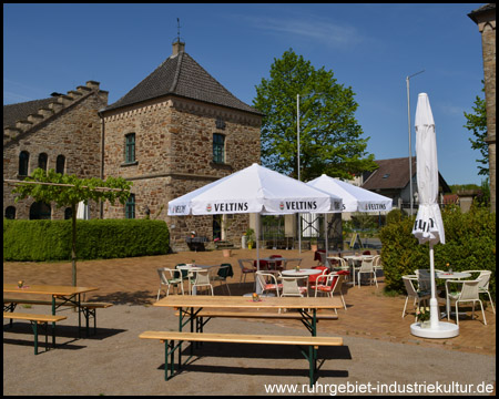 Biergarten im Hof