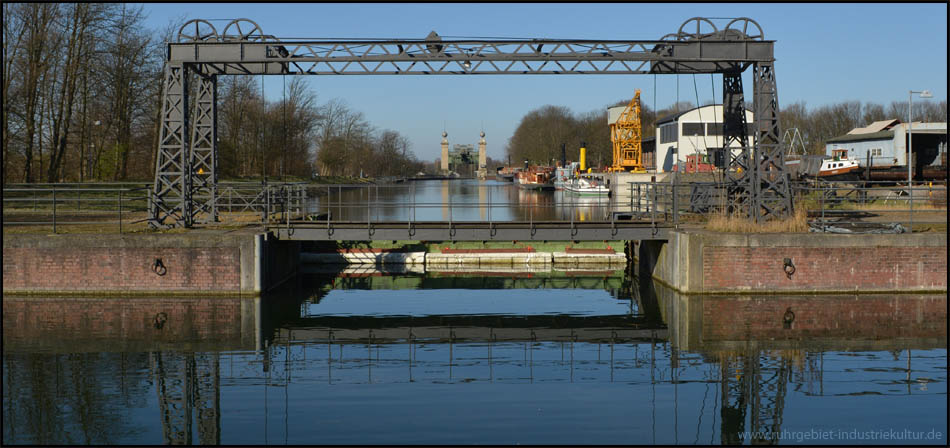 Hubbrücke, das Alte Hebewerk und Museumsgelände