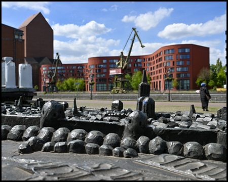 3D-Modell und Innenhafen Duisburg