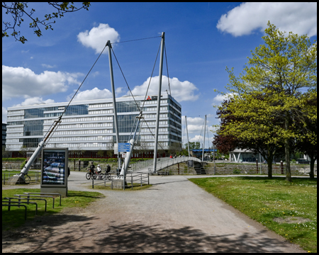 Buckelbrücke in Duisburg