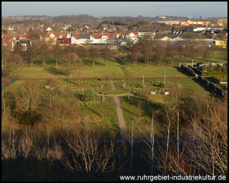 Interkultureller Garten von der Halde Humbert4 gesehen