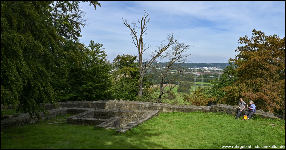 Gelände der Burg Isenberg in Hattingen