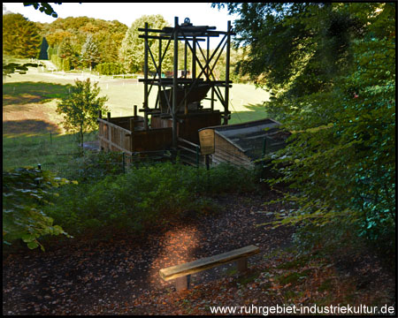 Kleinzeche Egbert mit Blick vom Hang oberhalb des Weges