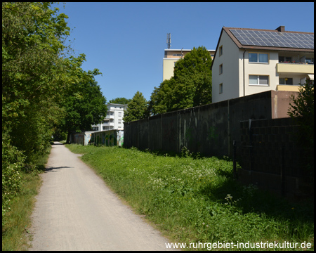 Ehemalige Bahnstrecke mitten durch die Wohnsiedlungen