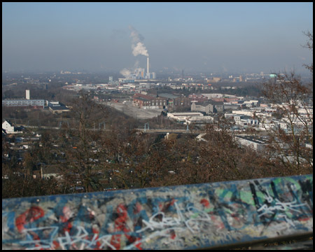 Der Rundblick ist industriell geprägt