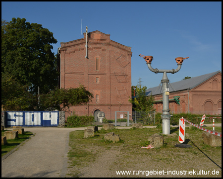 Protegohaube über dem Schacht III