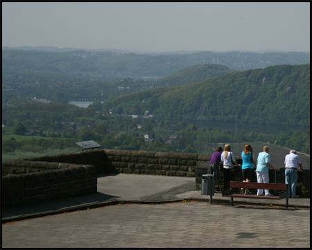 Weitblick vom Platz unter dem Kaiserdenkmal