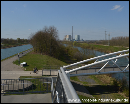 Blick auf die Insel zwischen den Gewässern