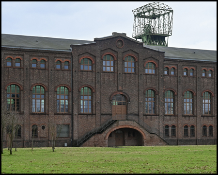 Eingangsportal der Maschinenhalle Zweckel