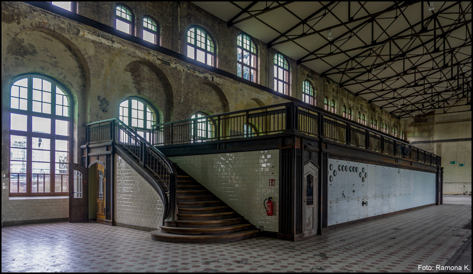 Maschinenhalle Zweckel mit der Empore der ehmaligen Steuerungs-Warte