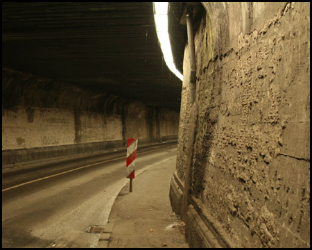 Der Zustand des Tunnels ist als "marode" zu beschreiben