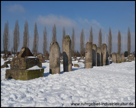 Zugang zum Trümmerfeld an der Zeche Mont-Cenis