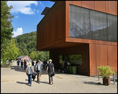 Gebäude im Brückenpark Müngsten