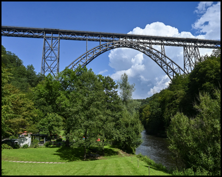 Wupper und Müngstener Brücke in Solingen und Remscheid