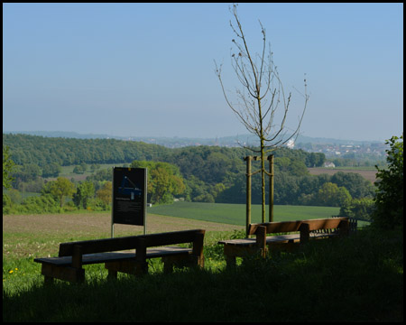 Weite Aussicht vom Rastplatz am Förderturm