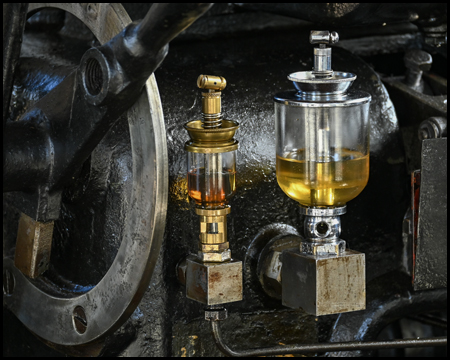 Öler an einer Dampfmaschine