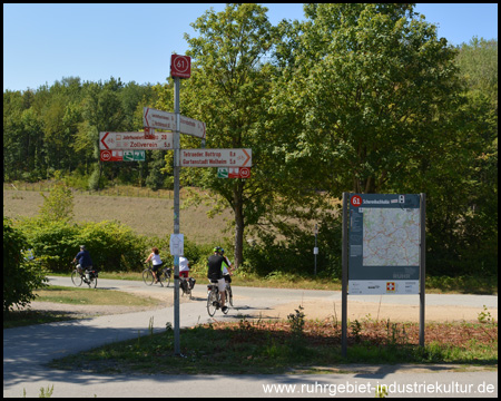 Knotenpunkt 61 am anderen Ende unterhalb der Schurenbachhalde