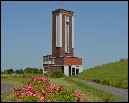 Förderturm der Zeche Königsborn III / IV in Bönen: Der Ostpol