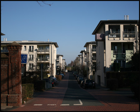 Wohnsiedlung Prosper III, hinten Aufstieg zum Park