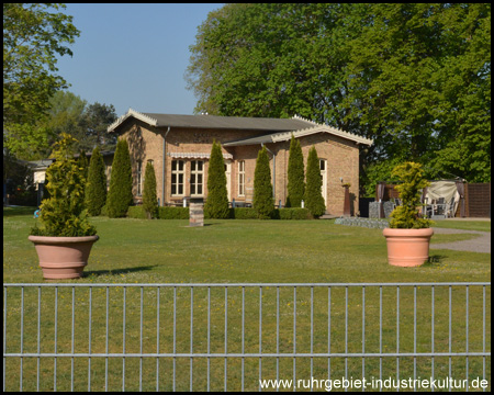 Bahnhof von Lippramsdorf, heute Café und Einkehrmöglichkeit